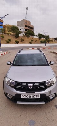 سيارات-dacia-sandero-2017-stepway-برج-بونعامة-تيسمسيلت-الجزائر