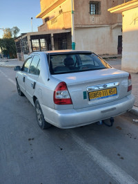 voitures-hyundai-accent-2011-makman-ben-amer-naama-algerie