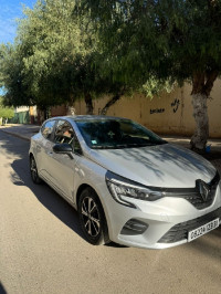 voitures-renault-clio-5-2023-evolution-oran-algerie