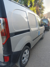 voitures-renault-kangoo-2014-oued-essalem-relizane-algerie