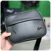 Sacoche noire Lacoste