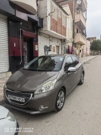 سيارات-peugeot-2008-2013-allure-سيدي-مزغيش-سكيكدة-الجزائر