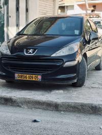 سيارات-peugeot-207-2009-المعذر-باتنة-الجزائر