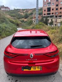 سيارات-renault-megane-4-2022-تيزي-راشد-وزو-الجزائر