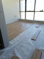 construction-travaux-parquet-en-bois-stratifie-ain-naadja-alger-algerie