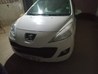 voitures-peugeot-207-2012-nadorah-tiaret-algerie