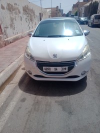 سيارات-peugeot-208-2014-بطيوة-وهران-الجزائر