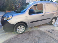 voitures-renault-kangoo-2021-alger-centre-algerie