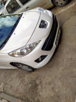 citadine-peugeot-207-2013-bachdjerrah-alger-algerie