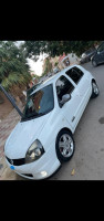 voitures-renault-clio-campus-2012-bye-ain-temouchent-algerie