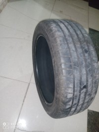 عجلة مستعملة 225/45R18