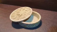 Jolie petit coffret à bijoux (boite) en marbre sculpté ovale