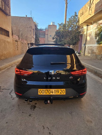 voitures-seat-leon-2019-ouled-khaled-saida-algerie