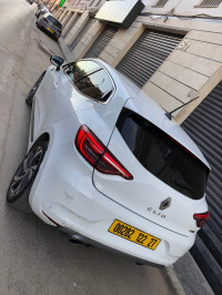 voitures-renault-clio-5-2022-rs-line-mostaganem-algerie