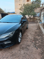 voitures-seat-leon-2017-fr15-bir-el-djir-oran-algerie