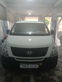 utilitaire-hyundai-h1-2012-tole-medea-algerie