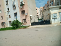 appartement-location-f3-alger-les-eucalyptus-algerie