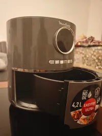 Airfryer MOULINEX 4.2L avec sa boite مقلاة هوائية