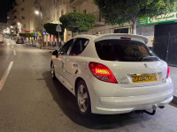 voitures-peugeot-207-2012-allure-algerie