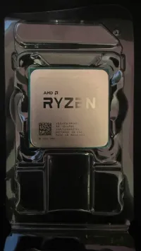 AMD Ryzen 5 3400G - USED - NO COOLER