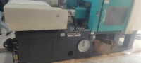 MACHINE INJECTION PLASTIQUE