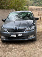 voitures-skoda-fabia-2015-draa-ben-khedda-tizi-ouzou-algerie