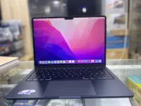 MACBOOK PRO 2022 | APPEL M2 | RAM 8 Go | SSD 512 Go | Ecran 13,3 |Cycle 40 