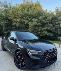  location de voiture AUDI RSQ3