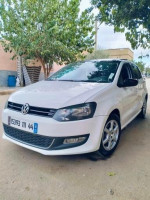 voitures-volkswagen-polo-2011-style-ain-defla-algerie