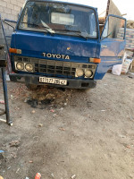 camion-toyota-dyna-1985-bou-ismail-tipaza-algerie