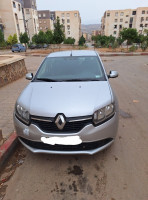 voitures-renault-symbol-2015-ain-defla-algerie