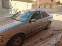 voitures-nissan-sunny-2011-bougtoub-el-bayadh-algerie