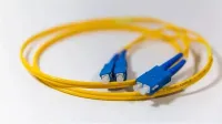 Cable et cordon de connexion modem et routeur ADSL et Fibre Optique 