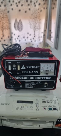 شاحن بطاريات السيارات والمحركات Soficlef CB24