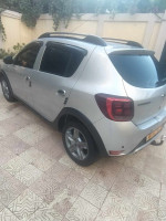 voitures-dacia-sandero-2018-stepway-el-harrach-alger-algerie