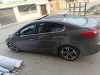 voitures-kia-cerato-2014-bordj-bou-arreridj-algerie