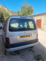 voitures-peugeot-partner-2005-taskriout-bejaia-algerie