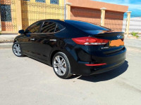 voitures-hyundai-elantra-2017-ain-djasser-batna-algerie