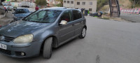 voitures-volkswagen-golf-5-2004-carat-alger-centre-algerie