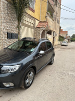 voitures-dacia-sandero-2017-stepway-boufarik-blida-algerie