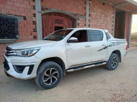 voitures-toyota-hilux-2020-v6-djelfa-algerie