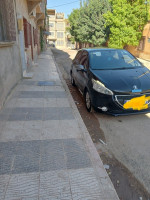 voitures-peugeot-208-2014-active-sidi-bel-abbes-algerie