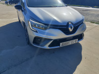 voitures-renault-clio-5-2022-rs-line-jijel-algerie