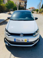 voitures-volkswagen-polo-2016-carat-plus-mila-algerie