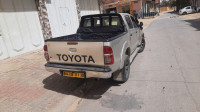 pickup-toyota-hilux-2011-tout-option-touggourt-algerie