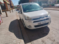 voitures-citroen-berlingo-2013-el-hachimia-bouira-algerie