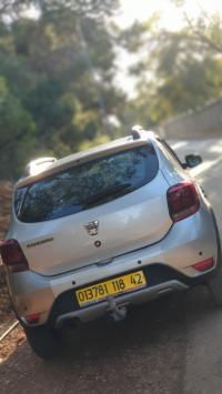 citadine-dacia-sandero-2018-stepway-privilege-ahmar-el-ain-tipaza-algerie