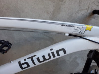 velos-velo-vtt-btwin-rockrider-51-rr-26-pouce-les-eucalyptus-alger-algerie