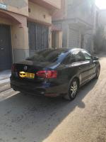 berline-volkswagen-jetta-2012-life-rouiba-alger-algerie