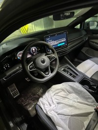 سيارات-volkswagen-golf-85-2025-r-line-شراقة-الجزائر